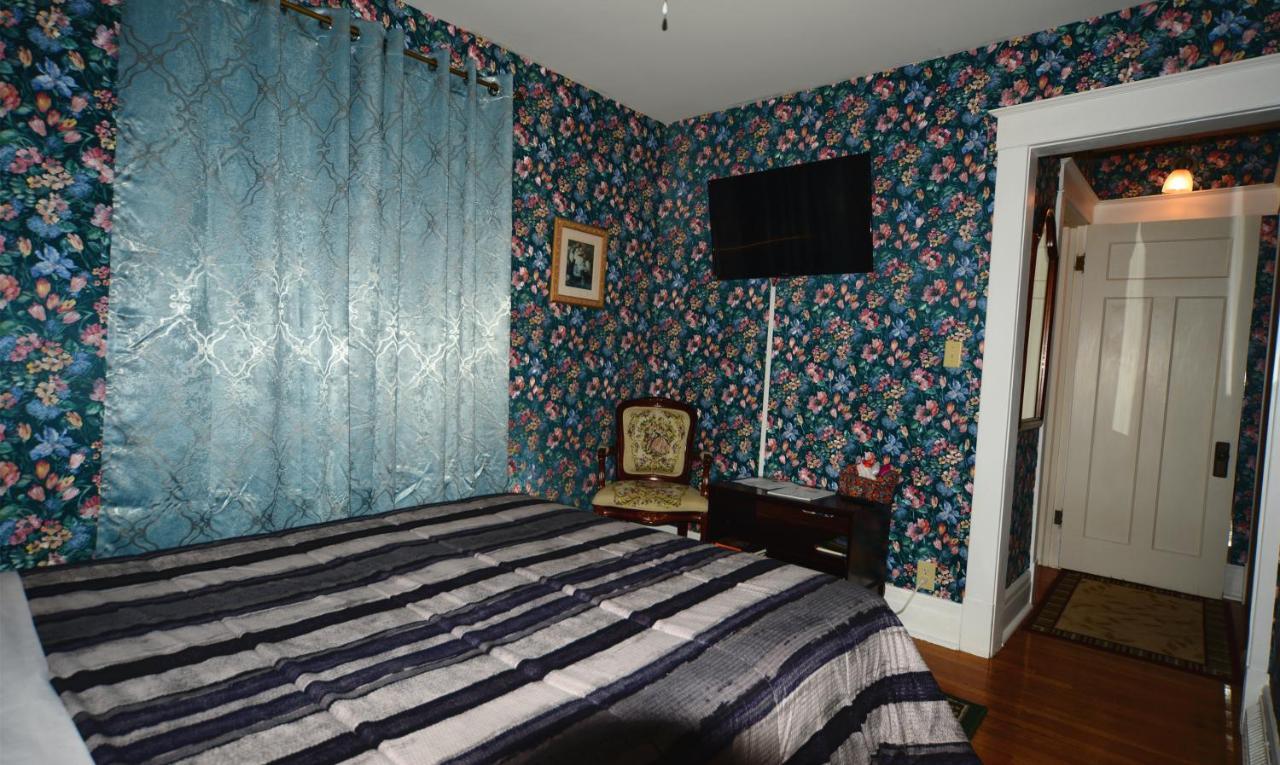 Acacia Bed & Breakfast Niagara Bagian luar foto
