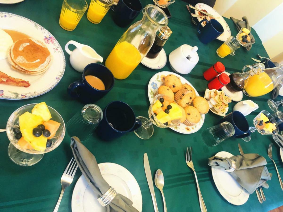 Acacia Bed & Breakfast Niagara Bagian luar foto